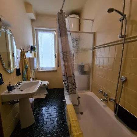 Casa Dell 1 アパート